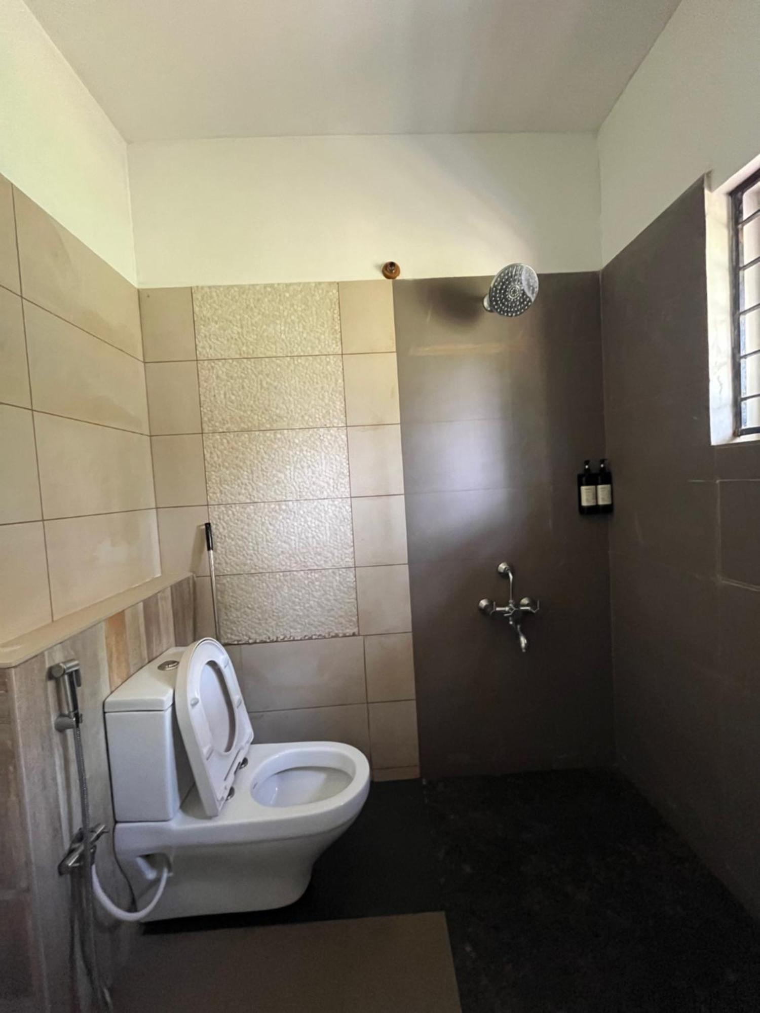 Red Rock Villa, Virajpet, Coorg Kültér fotó